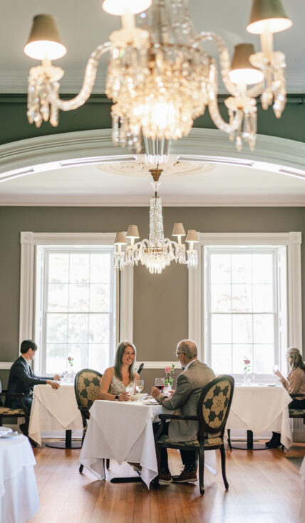 A romantic dining room at Hob Nob restaurant in Niagara on the Lake