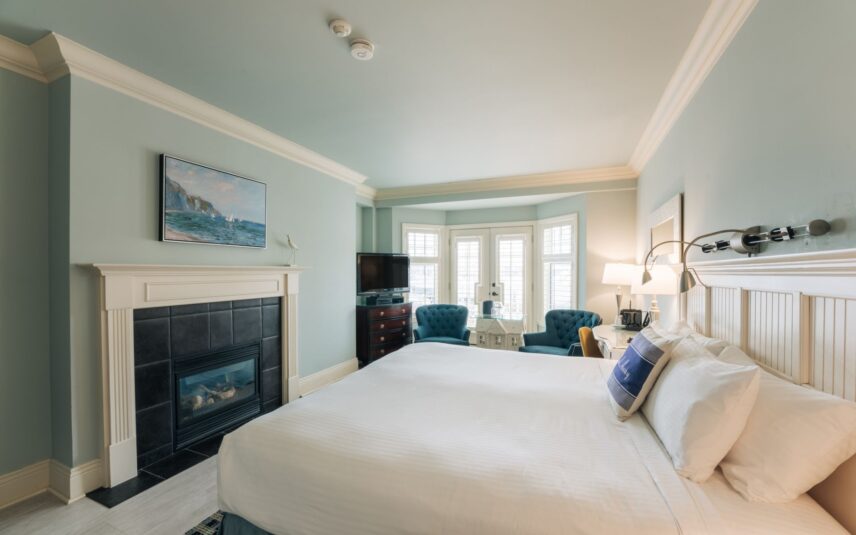 A superior room at Harbour House Hotel in Niagara-on-the-Lake