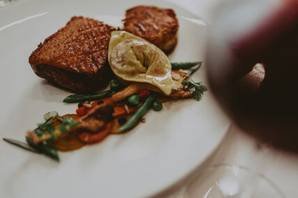 Meals served at Niagara's Finest Hotels.