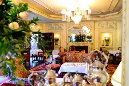 The Drawing Room, a tea room to visit in the winter in Niagara-on-the-Lake