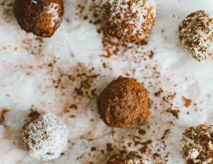 HobNob Restaurants Dark Chocolate Icewine Truffles Recipe